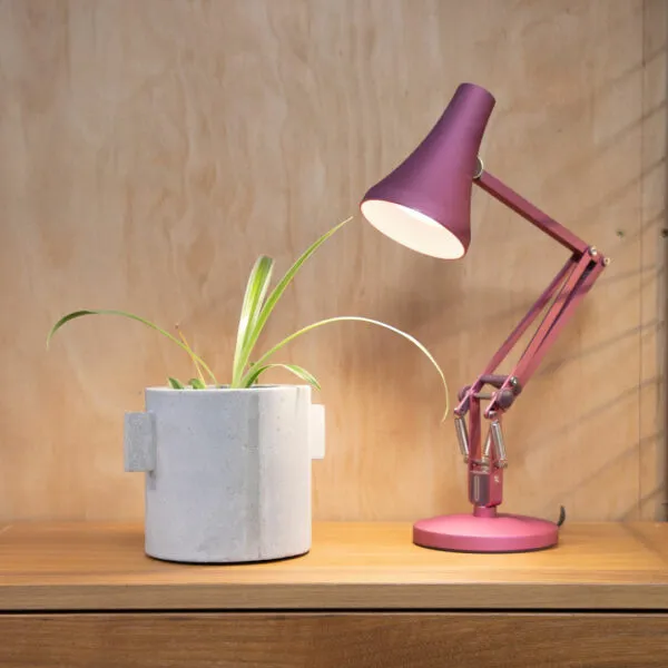 90 Mini Mini Desk Lamp | Berry Red